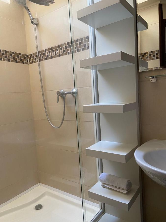Garden Apartman House Apartamento Pécs Exterior foto